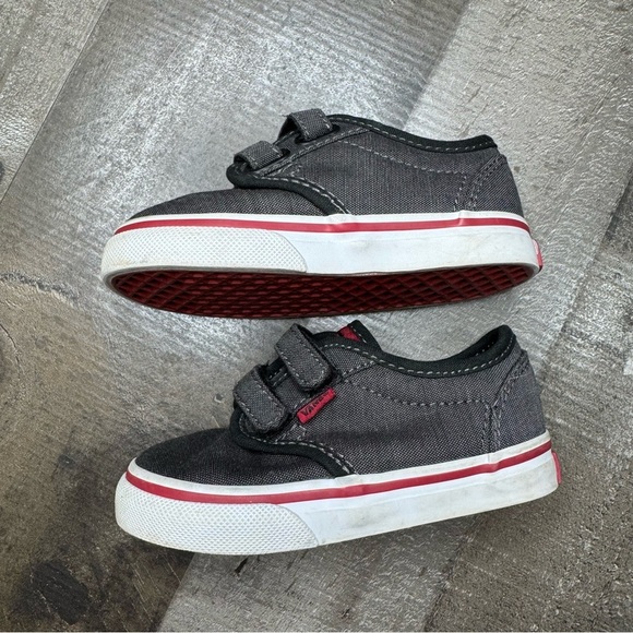 Vans Black and Red Sneakers with Velcro Straps toddler size 6 - Picture 3 of 9